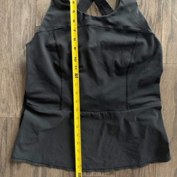lululemon Pleated Criss cross back tank - Picture 16 of 16